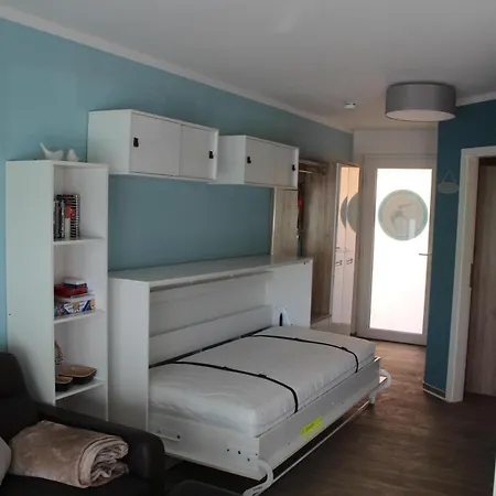 Kwi 79 Eg Seeschwalbe Im Küstenwald Graal-Mueritz