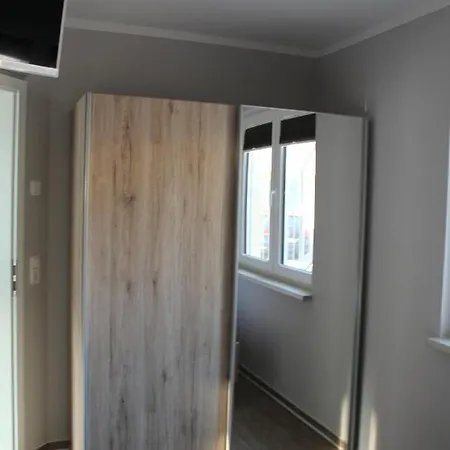 Kwi 79 Eg Seeschwalbe Im Küstenwald *